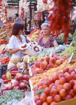 piazza_erbe_bancarella_d_frutta.jpg